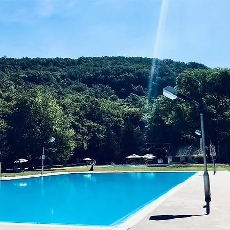 Sueti Vendeghaz Apartment Ipolytolgyes